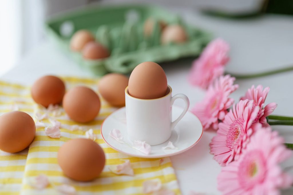 Eier und Blumen